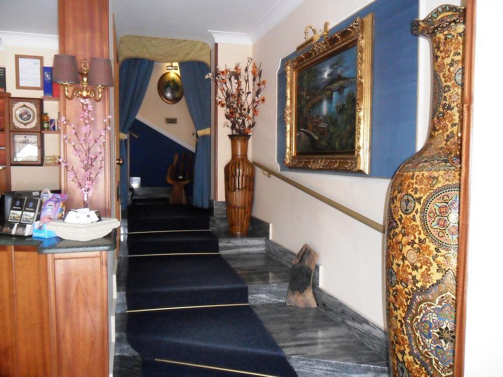 Runa Hotel Mugnano di Napoli エクステリア 写真